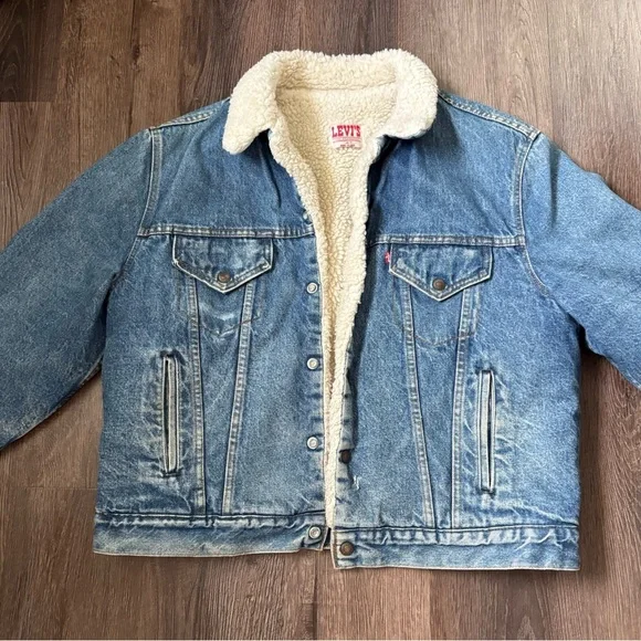Vintage Levi’s 46R Sherpa-Lined Jean Jacket – Classic & Cozy - Picture 2 of 13